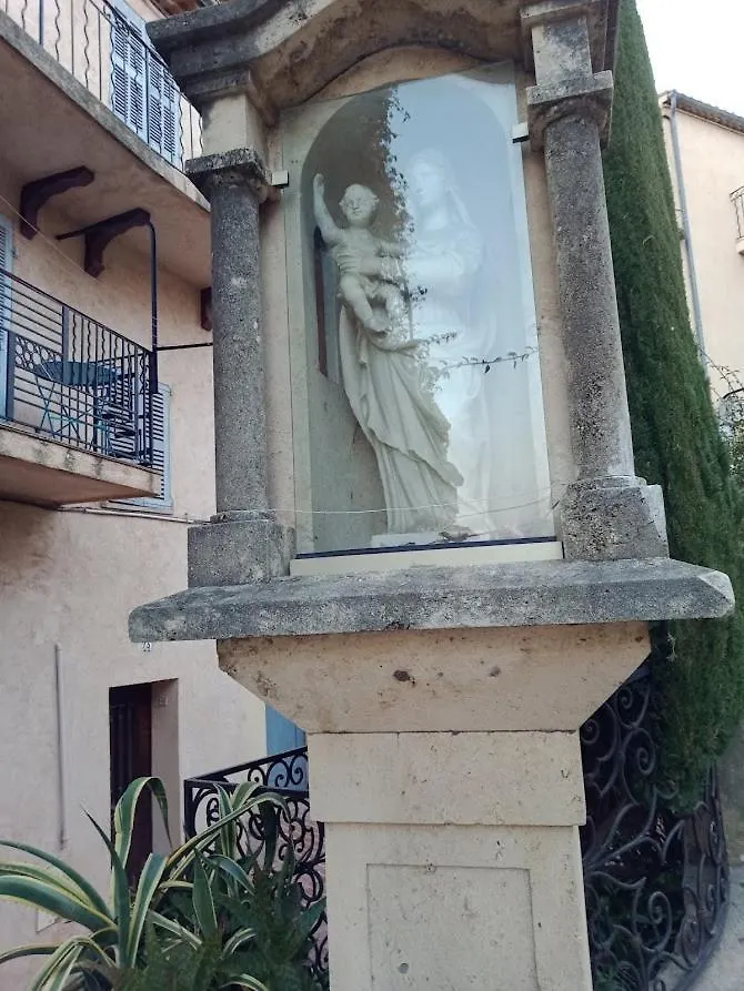 Cadre De Reve Mais Vous Faites Le Menage- Very Good Prices But You Have To Clea-N Th-E Flat Cannes 0*,  France