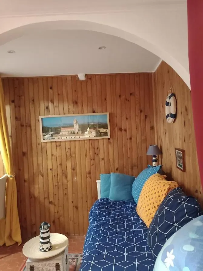 Cadre De Reve Mais Vous Faites Le Menage- Very Good Prices But You Have To Clea-N Th-E Flat Cannes